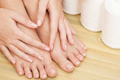 Tips for pretty toe nails