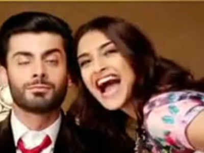 How Fawad Khan charmed his way into everyone's hearts with Khoobsurat. On  Monday Masala - India Today