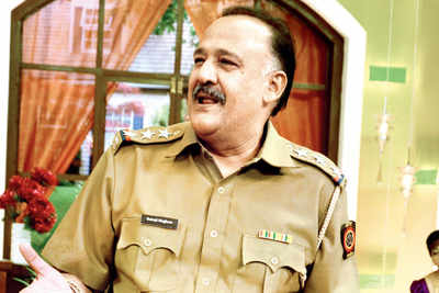 Alok Nath turns cop for the first time