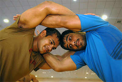 CWG: Indian wrestlers grappling with expectations