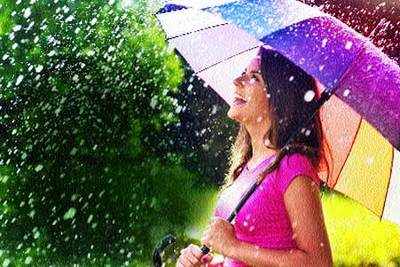 Organise a monsoon party at home
