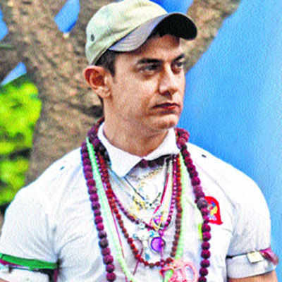 Is Aamir Khan playing a drunkard in P.K.?