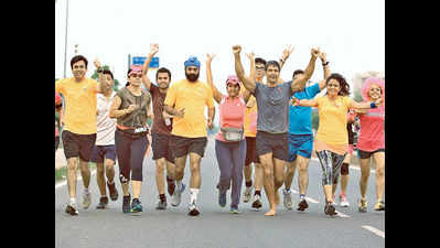 Gurgaon does the pink run with Milind Soman