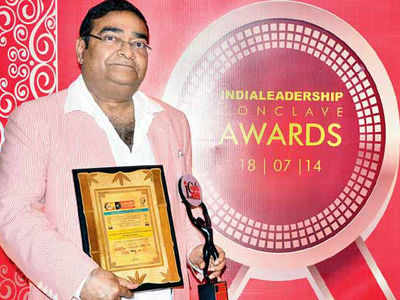 <arttitle>Dr Mukesh Batra <i> </i>conferred with ‘Indian of the Year’ award in Mumbai</arttitle>