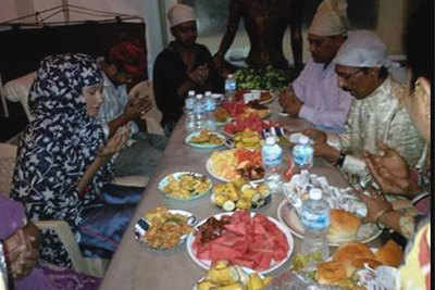 Iftar Party on the sets of Main Na Bhoolungi