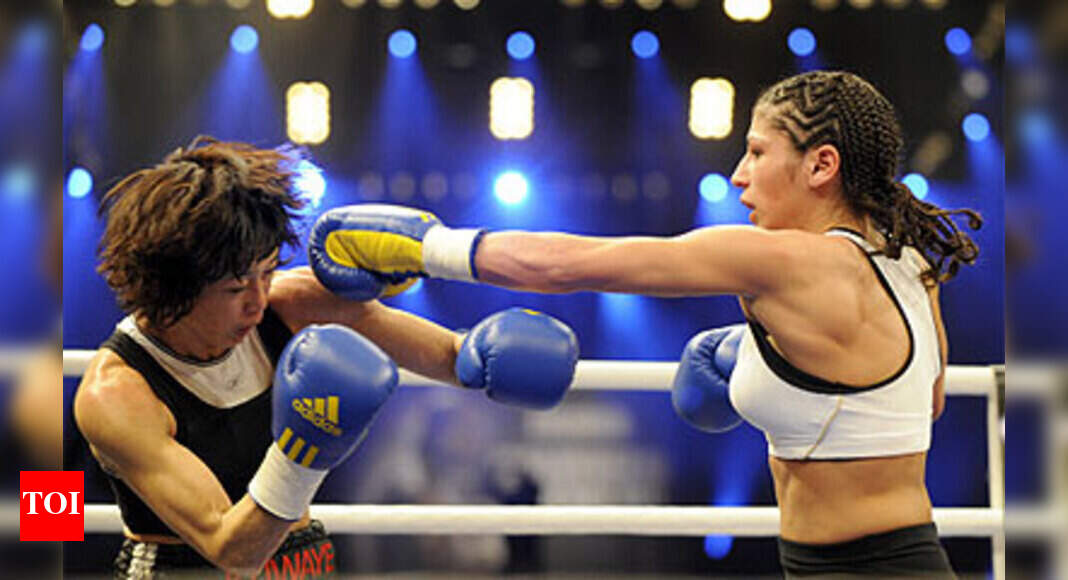 toy boxers in ring