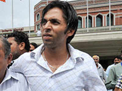 Asif detained; being deported from Delhi airport