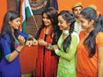Shastri Sisters celebrate Rakshabandhan with cops