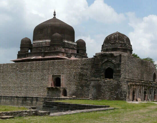 Darya Khan&rsquo;s tomb and mosque