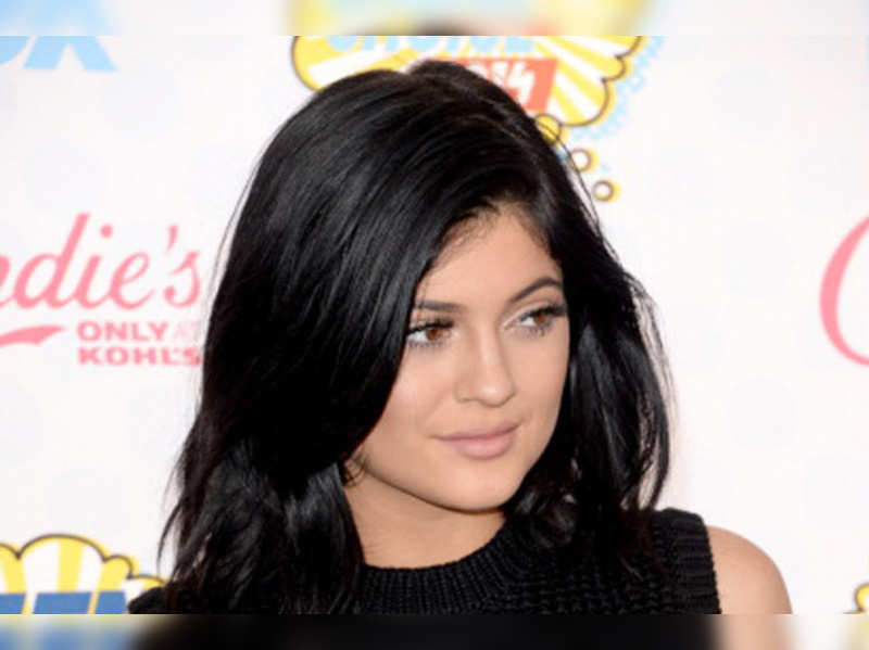 Kylie Jenner shaves her head from back - Times of India