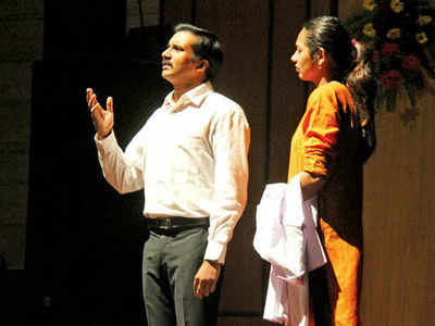 Avind Gaur's play Rag Virag staged in Lucknow