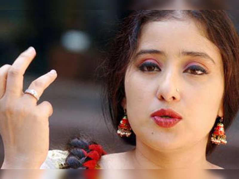 Manisha Koirala denies being offered Meena Kumari biopic | Hindi Movie News  - Times of India