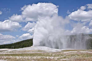 Old Faithful & the Yellowstone Caldera