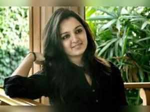 Manju takes up hair donation cause for cancer patients | Malayalam Movie  News - Times of India