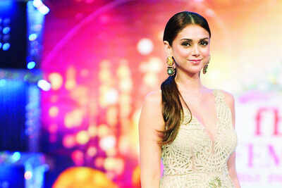 Aditi Rao Hydari will not play Sudhir Mishra’s Chandramukhi as he says he cannot do justice to her