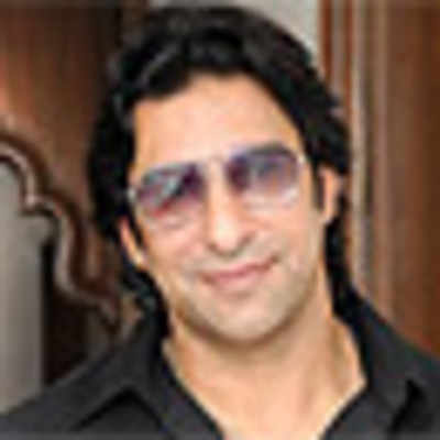 Ranveer Singh purchases a bat signed by Sachin Tendulkar, Vivian Richards  and Wasim Akram for Rs 1.75 lakh | Hindi Movie News - Bollywood - Times of  India