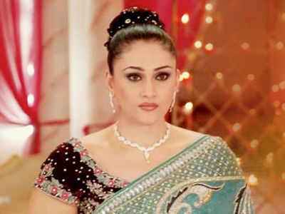 Eva Grover replaced by Rukhsar Rehman after three days of shoot