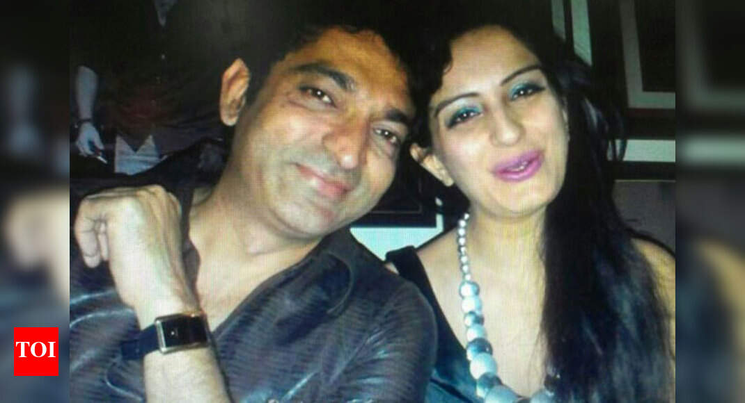 Dhollywood's couple capers Gujarati Movie News Times of India