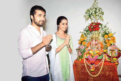 Siblings Siddhanth and Shraddha Kapoor seek Ganesha’s blessings