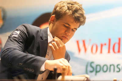 Fide extends time for Magnus Carlsen