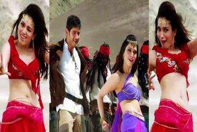 Tamanna's navel treat to enthrall fans