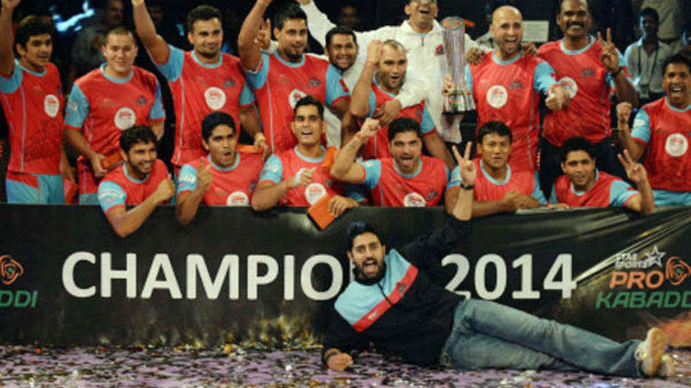 Players of UMumba celebrate after they won the Pro Kabaddi League