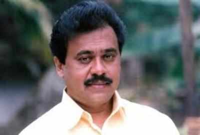 Vinayan comments against Dileep on social networking site