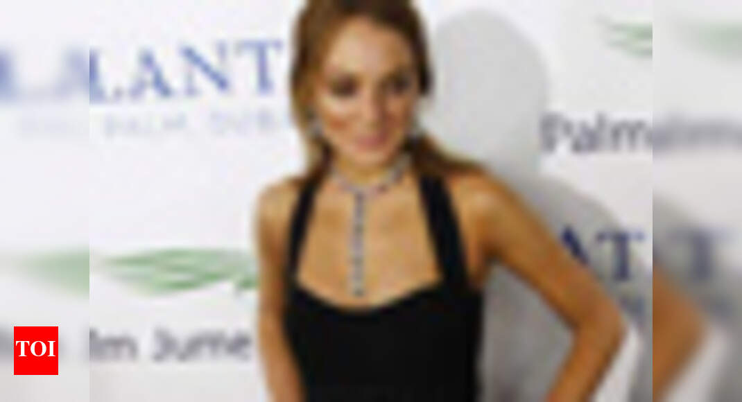 Lindsay, Ronson's public display of affection | English Movie News ...