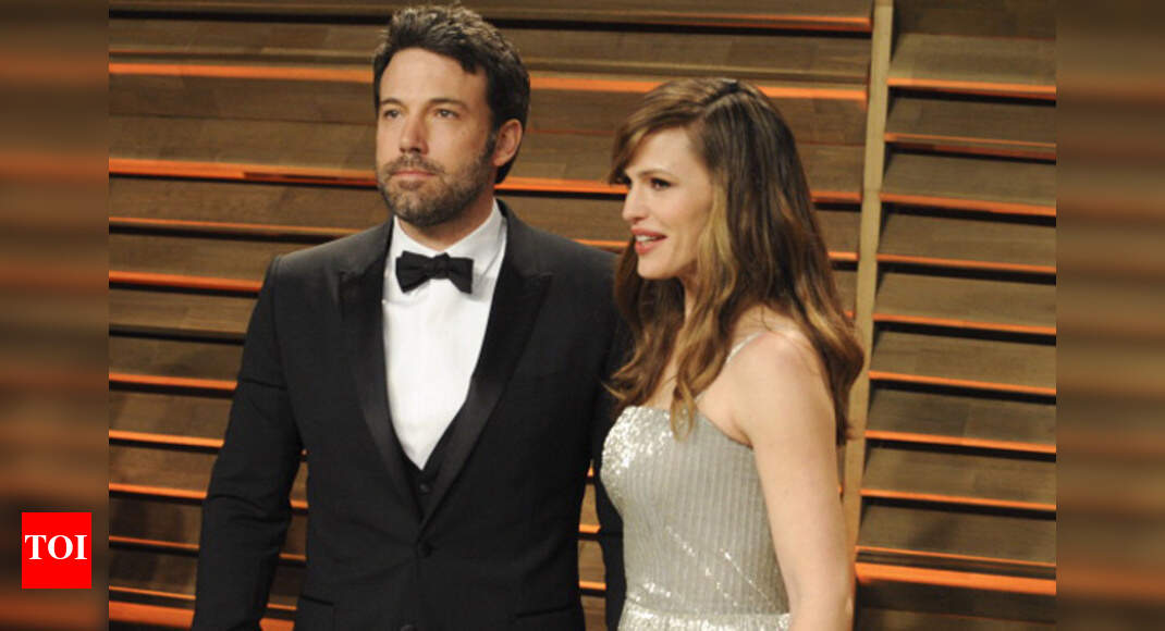 Ben Affleck's ice bucket challenge cost Jennifer Garner her phone