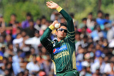 Are Ajmal's wickets legal, asks Bishan Singh Bedi