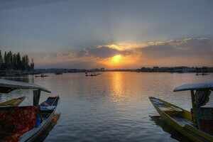 24 hours in Kashmir