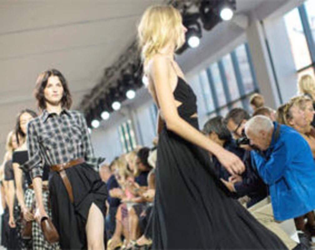 
Michael Kors fashion show draws celebs
