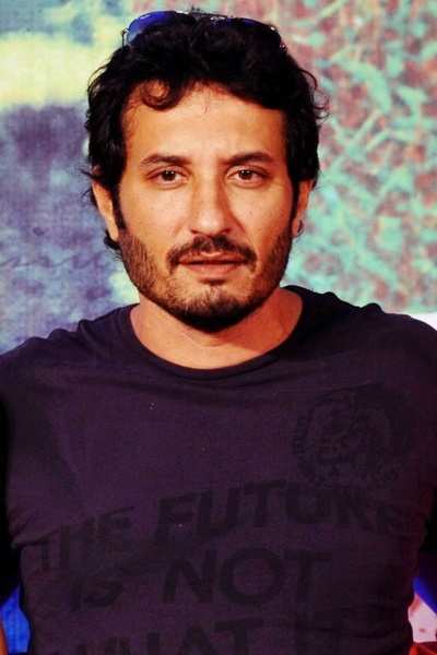 Homi Adajania does not give special treatment to his actors