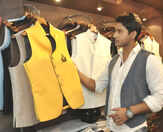 When Yashh, aka, Aranya Singha Roy went Puja shopping with CT