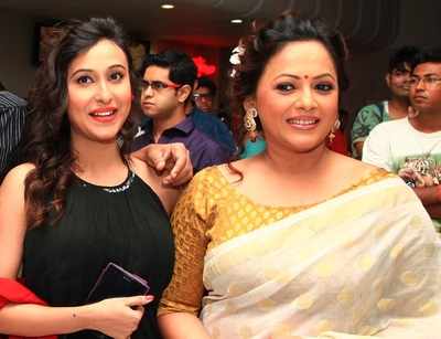 Sreelekha, Sayani bond like sisters at Jijibisha premiere