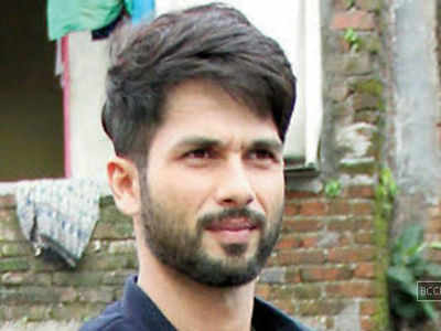 Shahid Kapoor completes 12 years in Bollywood, thanks fans on Twitter -  India Today