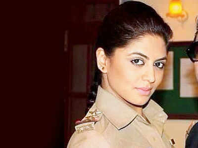 Kavita Kaushik: Television’s popular cop robbed of `1lakh