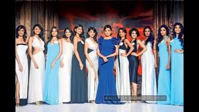 Bollywood celebs at Miss Diva Universe 2014 pageant in Mumbai