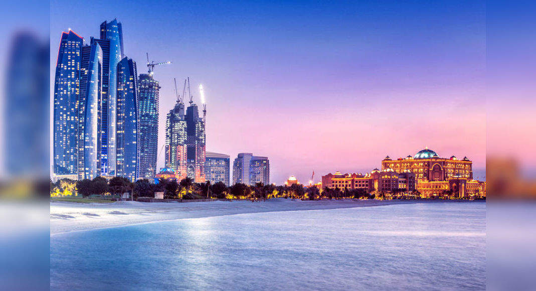 National Landmarks Stock Photo - Download Image Now - Abu Dhabi, Urban  Skyline, Building Exterior - iStock