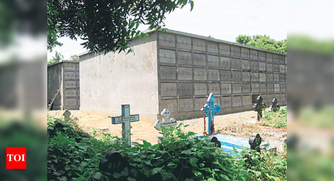 Grave Crisis Hits Cemeteries Times Of India