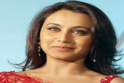 Rani Mukherjee's pregnancy rumour makes buzz at lit fest