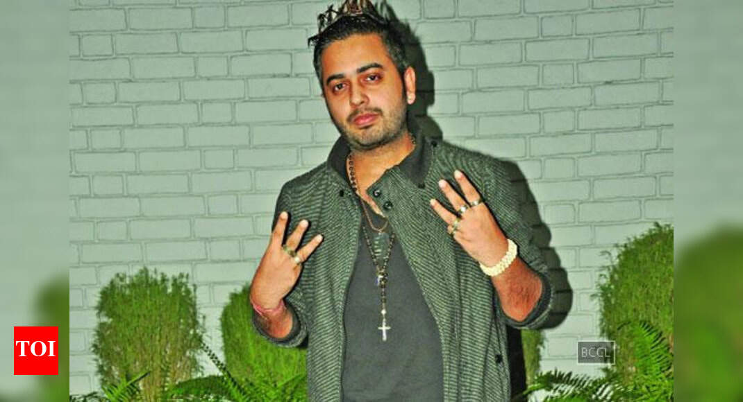Wajhi Farouqui of the Pakstani rock band 'Raeth': India is my ...