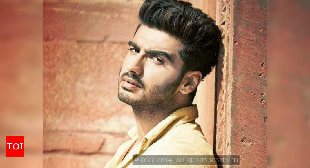 Arjun Kapoor and Sonakshi Sinha are in a relationship | Hindi Movie News -  Times of India