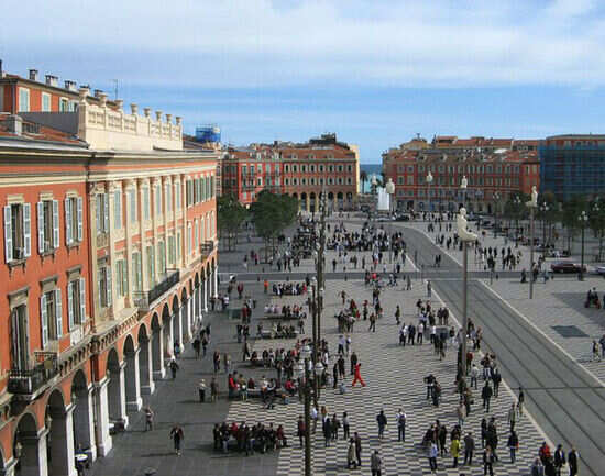 Place Mass&eacute;na and the New Town
