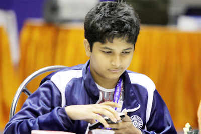 Vidit Gujrathi shocked by Aryan Tari in World Junior Chess Championship