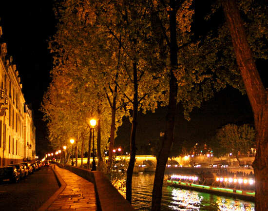 Ile de la Cit&eacute; and Ile Saint-Louis