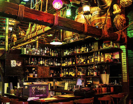 Smuggler&rsquo;s Cove