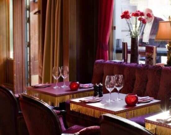 Le Bar at Le Rouge