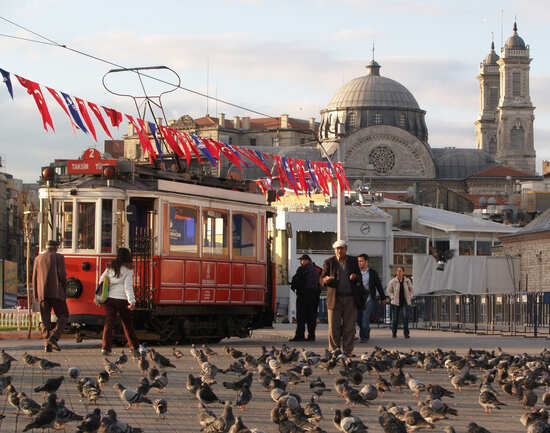 Locally Istanbul