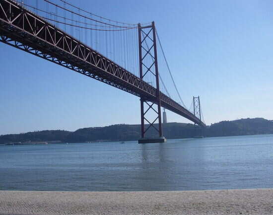 Ponte 25 de Abril